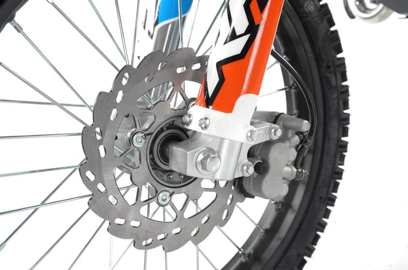 Apollo RFN Thunder 125cc Dirt Bike